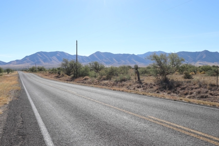 80 acres in historic Dragoon, AZ on Flying Horseshoe Ranch - image 35