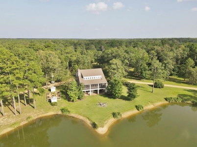 3040 Acre Turnkey Hunting Property Sleeps 22, West AL - image 1