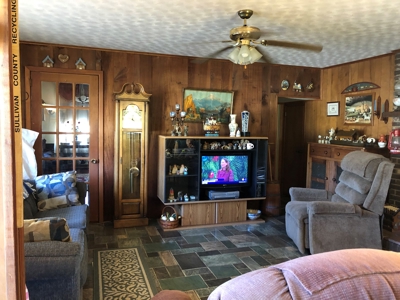 Historical Home For Sale on 37 Acres in Blountville, TN - image 6