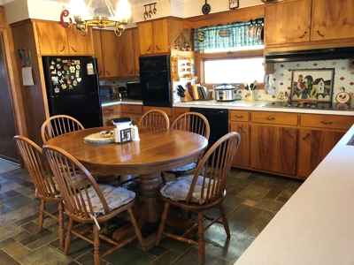 Historical Home For Sale on 37 Acres in Blountville, TN - image 7
