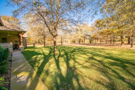 Custom Built Home On Golf Course With Acreage - image 6