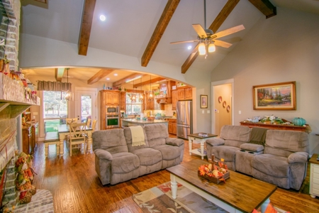 Custom Built Home On Golf Course With Acreage - image 9