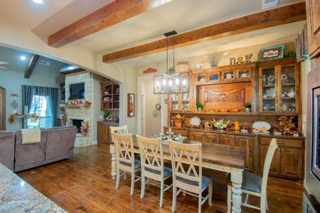Custom Built Home On Golf Course With Acreage - image 11