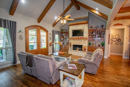 Custom Built Home On Golf Course With Acreage - image 8