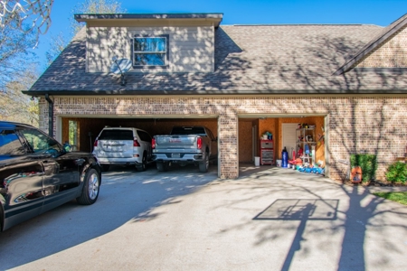 Custom Built Home On Golf Course With Acreage - image 7