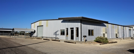 Commercial Warehouse Building For Sale in Pecos County, TX - image 2