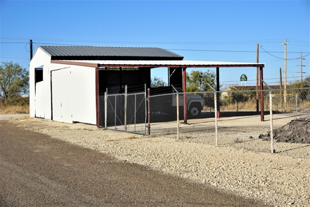 Commercial Warehouse Building For Sale in Pecos County, TX - image 8