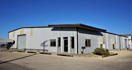 Commercial Warehouse Building For Sale in Pecos County, TX - image 3