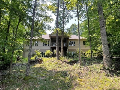 Enchanting Escape At Westview on Kerr Lake, VA - image 38