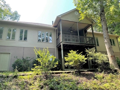 Enchanting Escape At Westview on Kerr Lake, VA - image 39