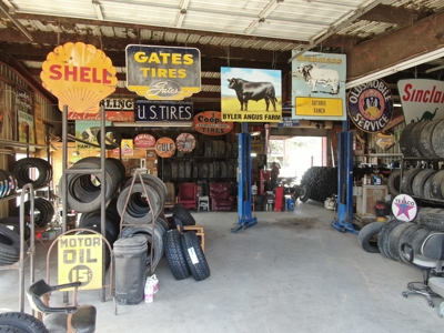 Commercial Building for sale on a Major Highway - image 14