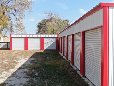 Commercial Building for sale on a Major Highway - image 10