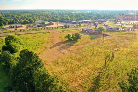 Prime Commercial Development Land For Sale Paris Texas - image 3