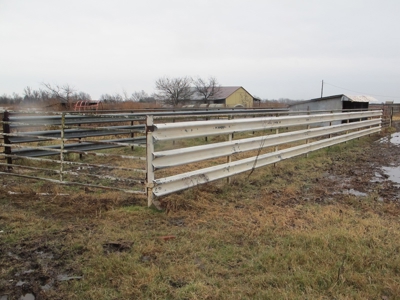 Home and 60 acres plus additional 20 and 43 acres at Auction - image 10