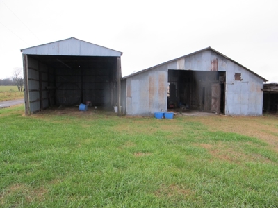 Home and 60 acres plus additional 20 and 43 acres at Auction - image 1