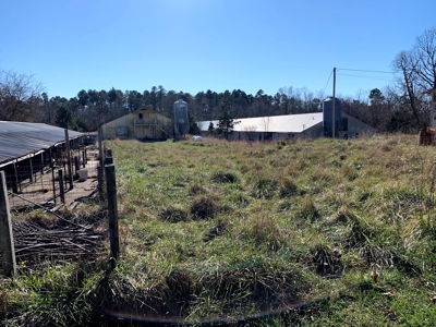 Price Reduced! 27,780 Sq Ft. Livestock Barns - image 33
