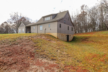 Timber Frame Home for Sale in Woolwine VA - image 26