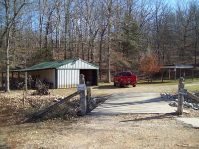 Country Home with an Artesian Well - image 20