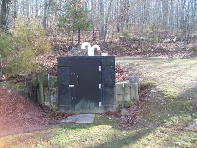 Country Home with an Artesian Well - image 13