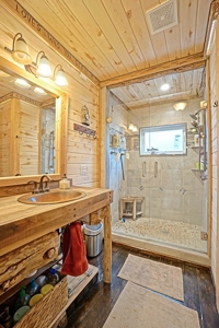 Cedaredge Lodge For Sale, Grand Mesa, Cedaredge, Colorado - image 25