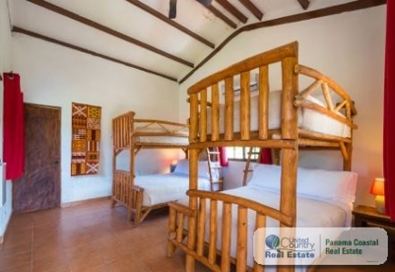 Istmo’S Bungalows For Rent In Playa Grande San Carlos - image 4