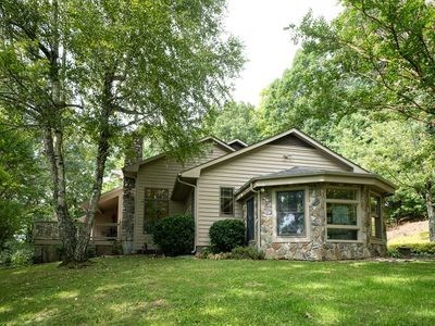 Beautiful Contemporary Home for Sale in Castlewood VA - image 18