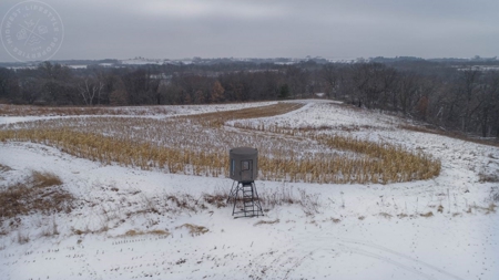 Whitetail Wonderland For Sale in Southwestern Wisconsin - image 31