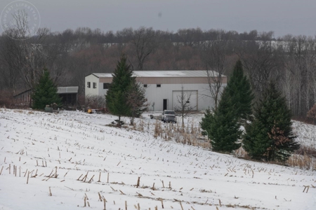 Whitetail Wonderland For Sale in Southwestern Wisconsin - image 5