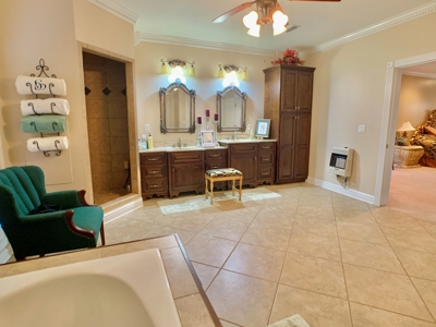 Alabama Cattle Farm & Luxury Home For Sale - David Miller UC - image 20