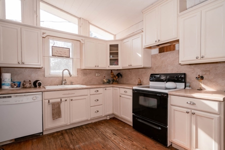 Real Estate Auction of Country Home on Lake Murvaul - image 9