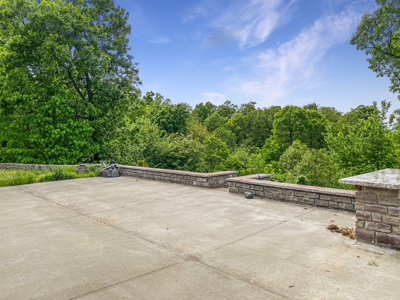 Secluded Country Home For Sale in Kansas, Oklahoma - image 2
