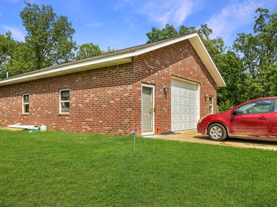 Secluded Country Home For Sale in Kansas, Oklahoma - image 14