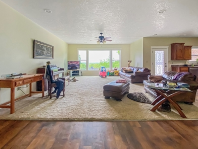Secluded Country Home For Sale in Kansas, Oklahoma - image 17