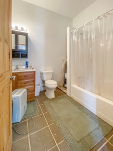 Secluded Country Home For Sale in Kansas, Oklahoma - image 28