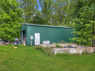 Secluded Country Home For Sale in Kansas, Oklahoma - image 8