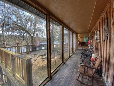 Suwannee River Waterfront! - image 21