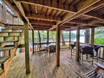 Suwannee River Waterfront! - image 37