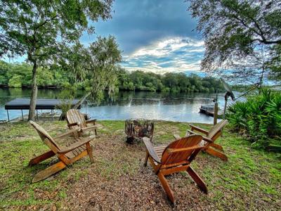 Suwannee River Waterfront! - image 45