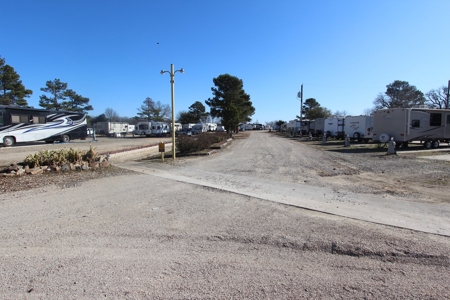 RV Park Investment Business For Sale Located In Paris Texas - image 26