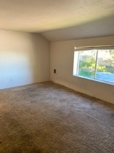 Duplex for Sale in Gold Beach, OR - image 12