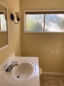 Duplex for Sale in Gold Beach, OR - image 17