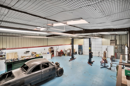 Commercial Property On Land Outside City Limits - image 6