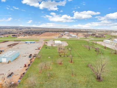 Commercial Property On Land Outside City Limits - image 20