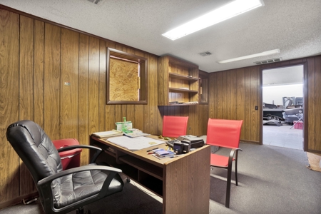 Commercial Property On Land Outside City Limits - image 14