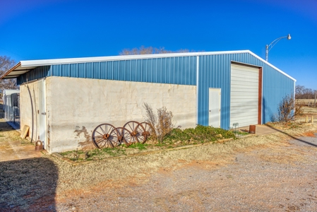 Commercial Buildings and Land For Sale in Beckham County, OK - image 34