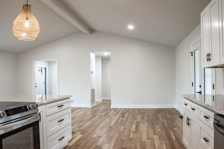 One Level Farmhouse For Sale in Leipers Fork! - image 6