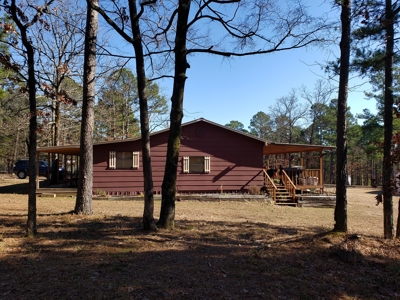 Winding Stair Mountain Off-Grid Cabin in National Forest - image 3