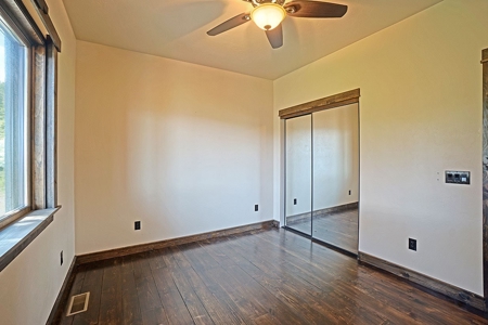 Ridgway Ouray CO Mountain View Home Garage Acreage For Sale - image 17