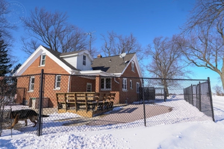 278+/- acre farm in the Township of Trenton, Dodge County - image 44