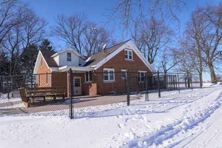 278+/- acre farm in the Township of Trenton, Dodge County - image 12